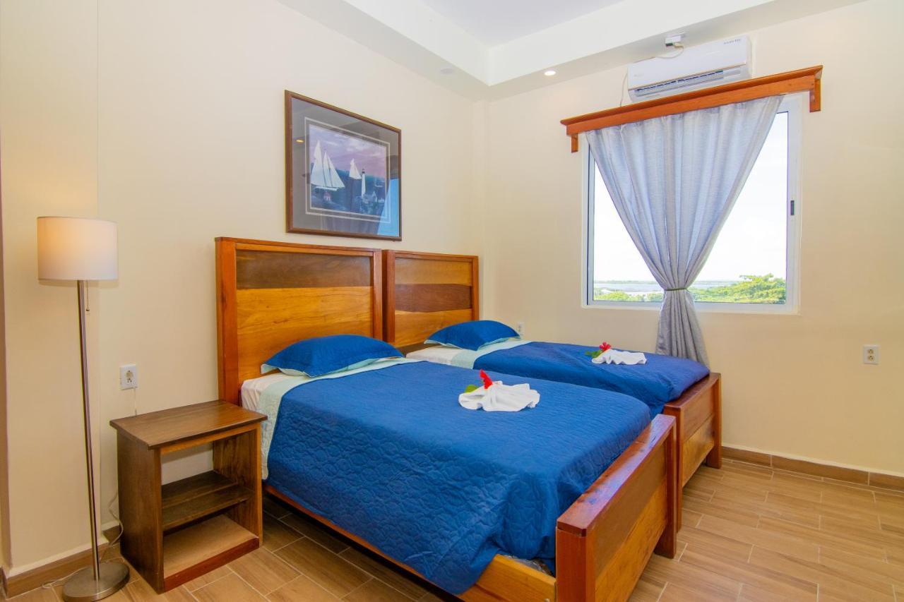 Tropical Palace Hotel San Pedro  Kültér fotó