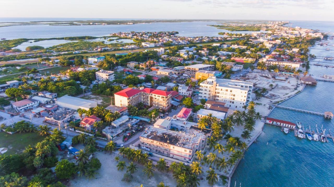Tropical Palace Hotel San Pedro  Kültér fotó
