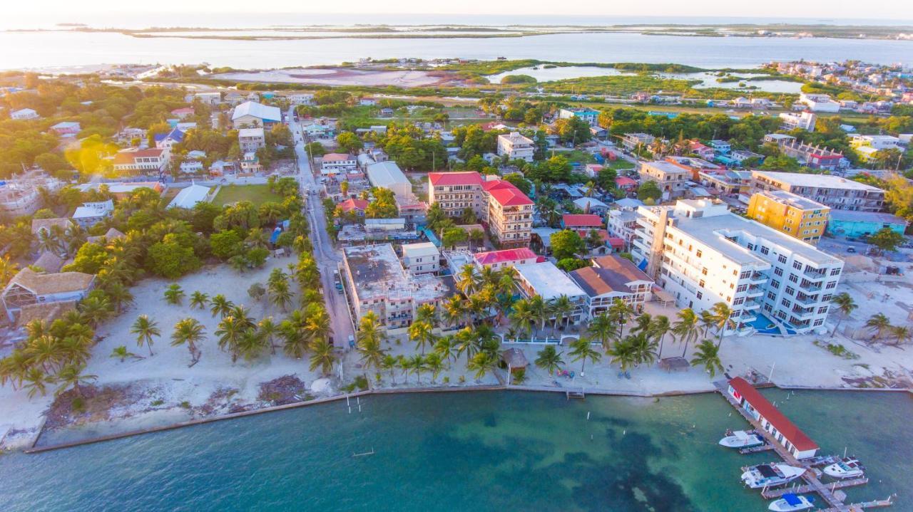 Tropical Palace Hotel San Pedro  Kültér fotó