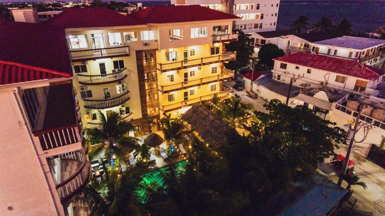 Tropical Palace Hotel San Pedro  Kültér fotó