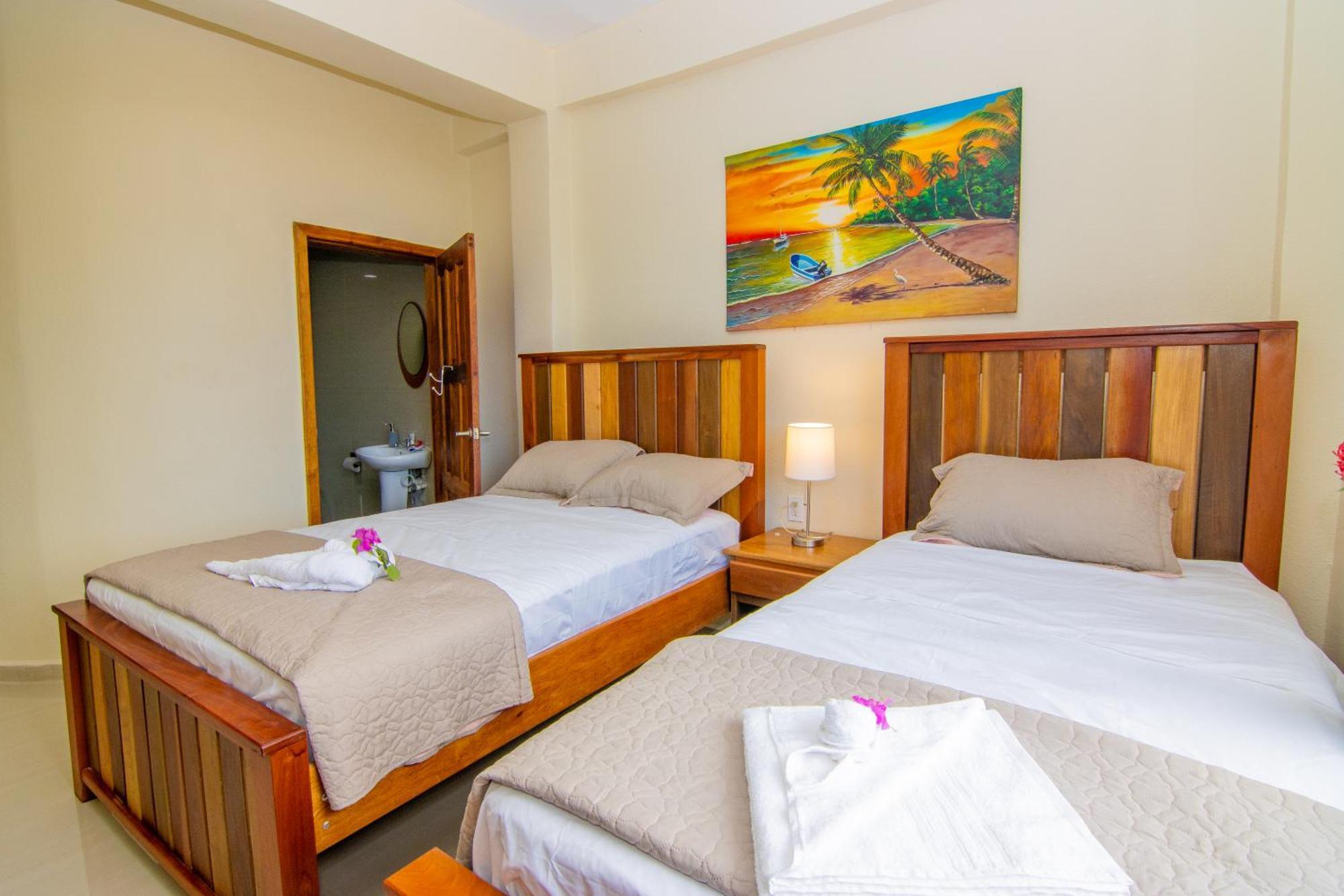 Tropical Palace Hotel San Pedro  Kültér fotó