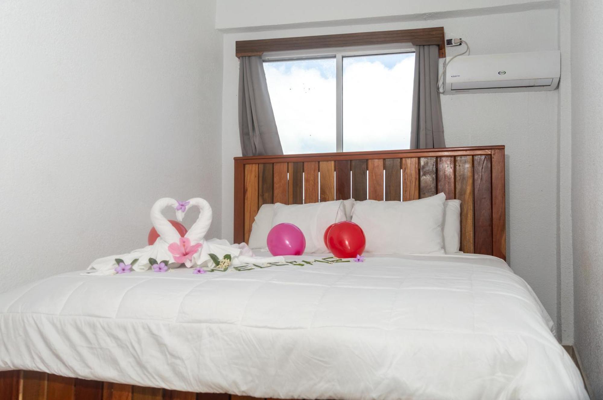Tropical Palace Hotel San Pedro  Kültér fotó