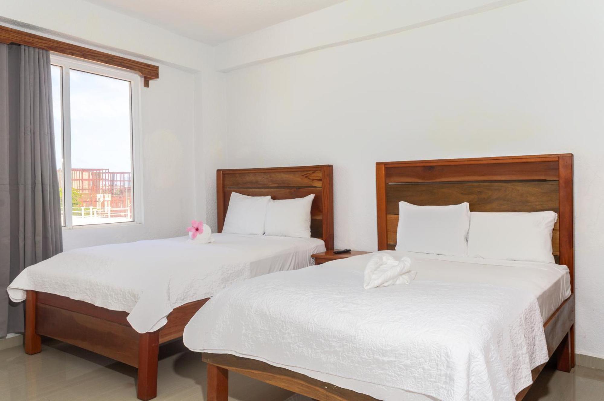 Tropical Palace Hotel San Pedro  Kültér fotó